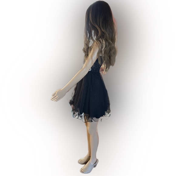 Black Sleeveless Rhinestone and Sequins Embellished Fit & Flare Dress Size 1 - Picture 4 of 14